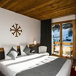 Excelsior & 4* Chamonix